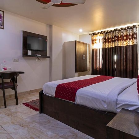 Hotel The Amour Dx Near Igi Airport Delhi Nuova Delhi Esterno foto