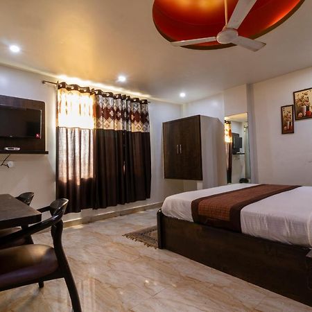 Hotel The Amour Dx Near Igi Airport Delhi Nuova Delhi Esterno foto