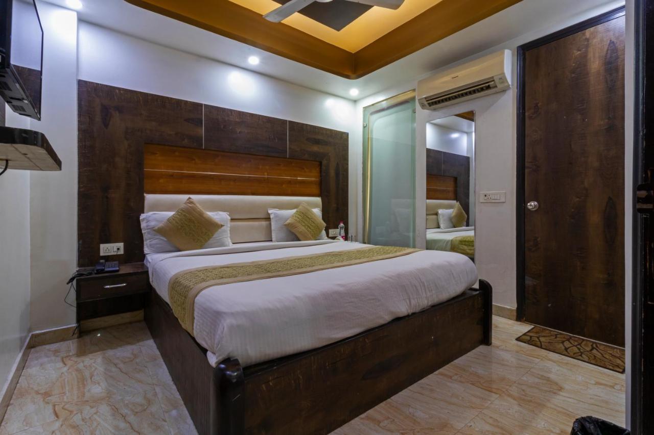 Hotel The Amour Dx Near Igi Airport Delhi Nuova Delhi Esterno foto