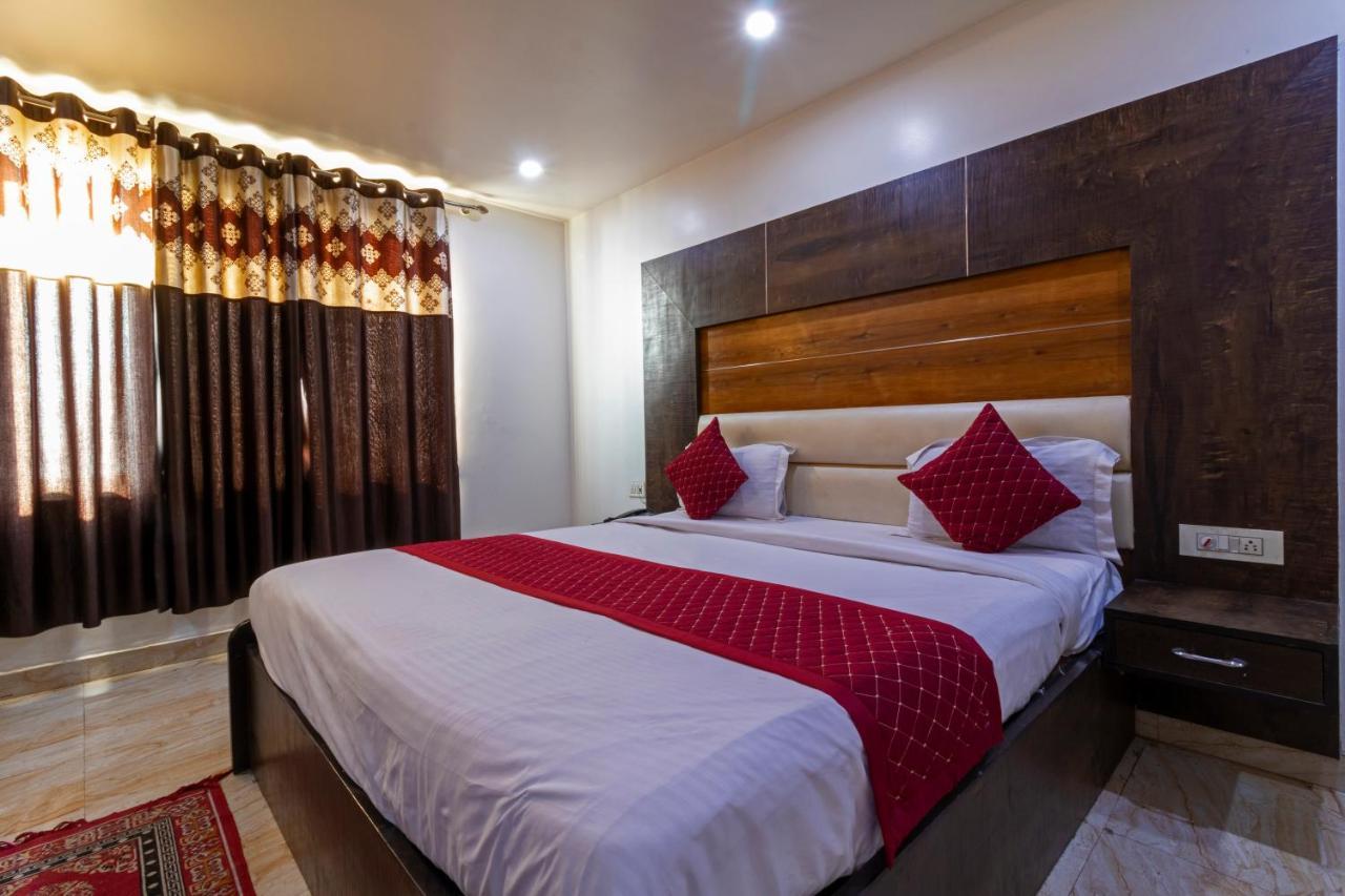 Hotel The Amour Dx Near Igi Airport Delhi Nuova Delhi Esterno foto