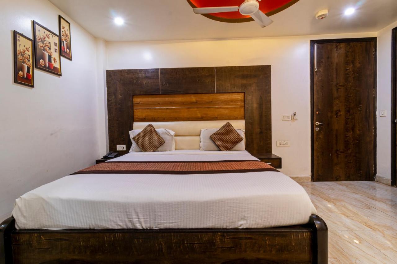 Hotel The Amour Dx Near Igi Airport Delhi Nuova Delhi Esterno foto